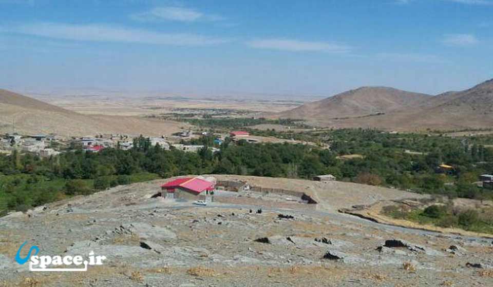 اقامتگاه بوم گردی میرزا تقی خان امیر کبیر -روستای هزاوه - اراک - مرکزی
